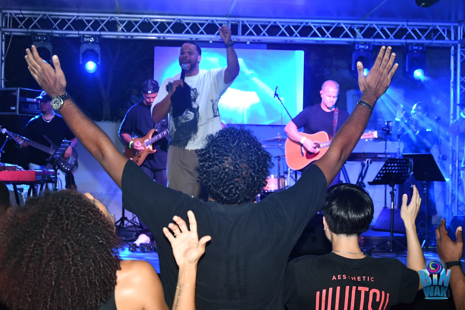 BINWAK Worship Night — binwak_050